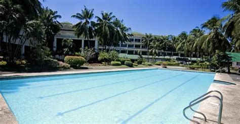 hotel in bacolod with pool|Bacolod Hotels with a Pool .